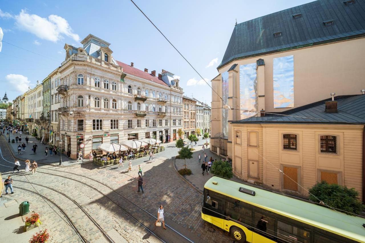 Апартаменти На Площі Ринок 12 Lviv Exterior photo