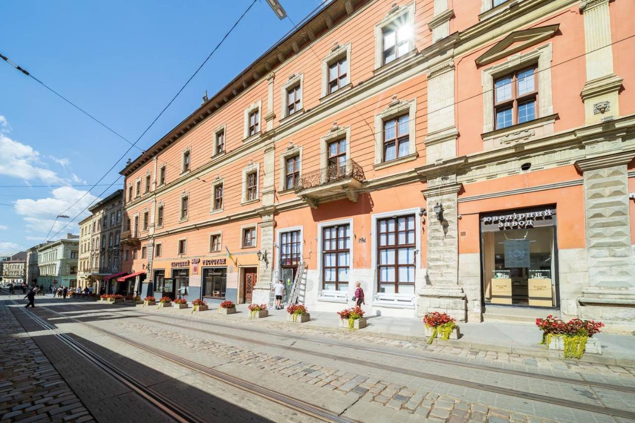 Апартаменти На Площі Ринок 12 Lviv Exterior photo
