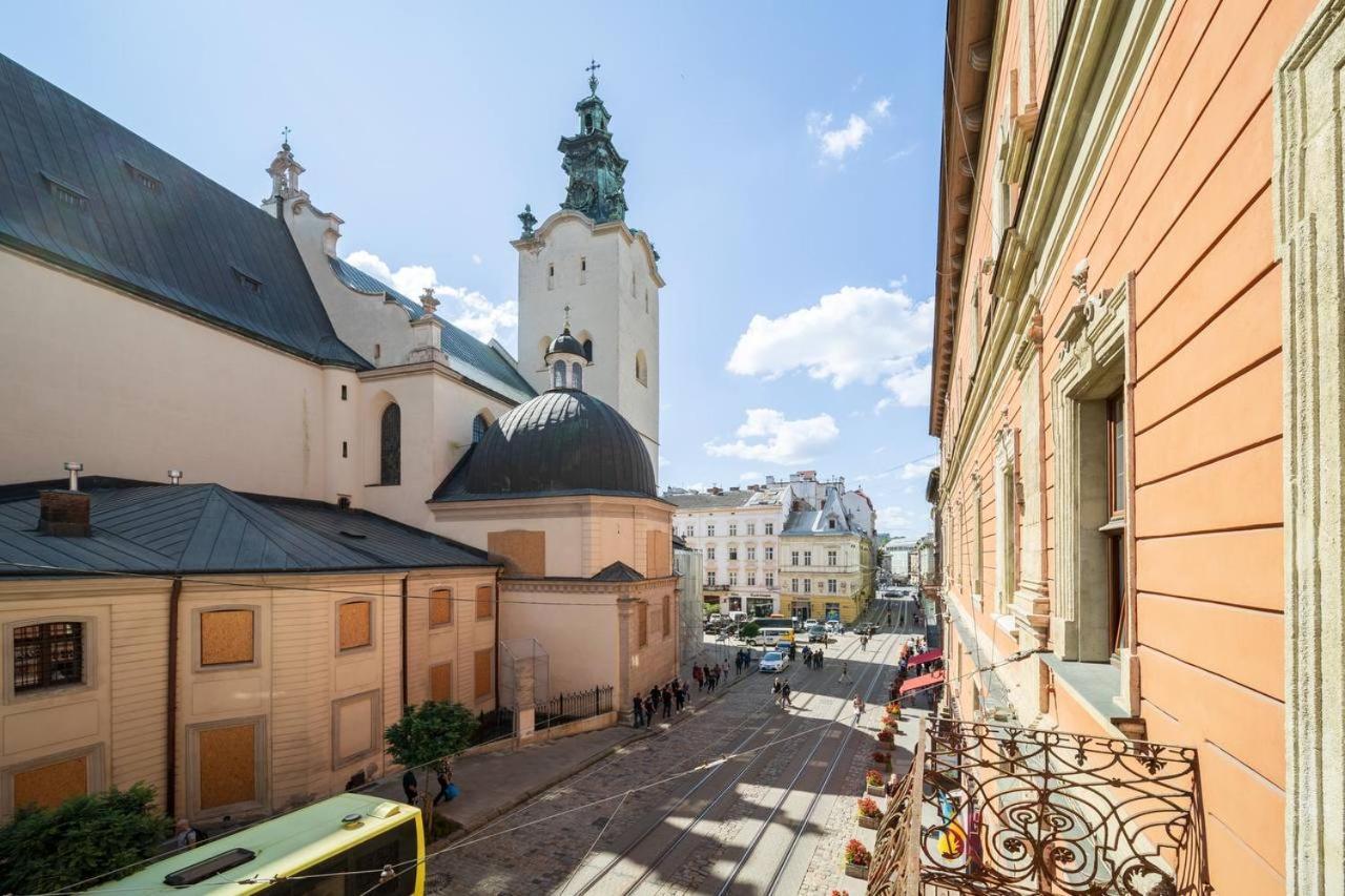 Апартаменти На Площі Ринок 12 Lviv Exterior photo